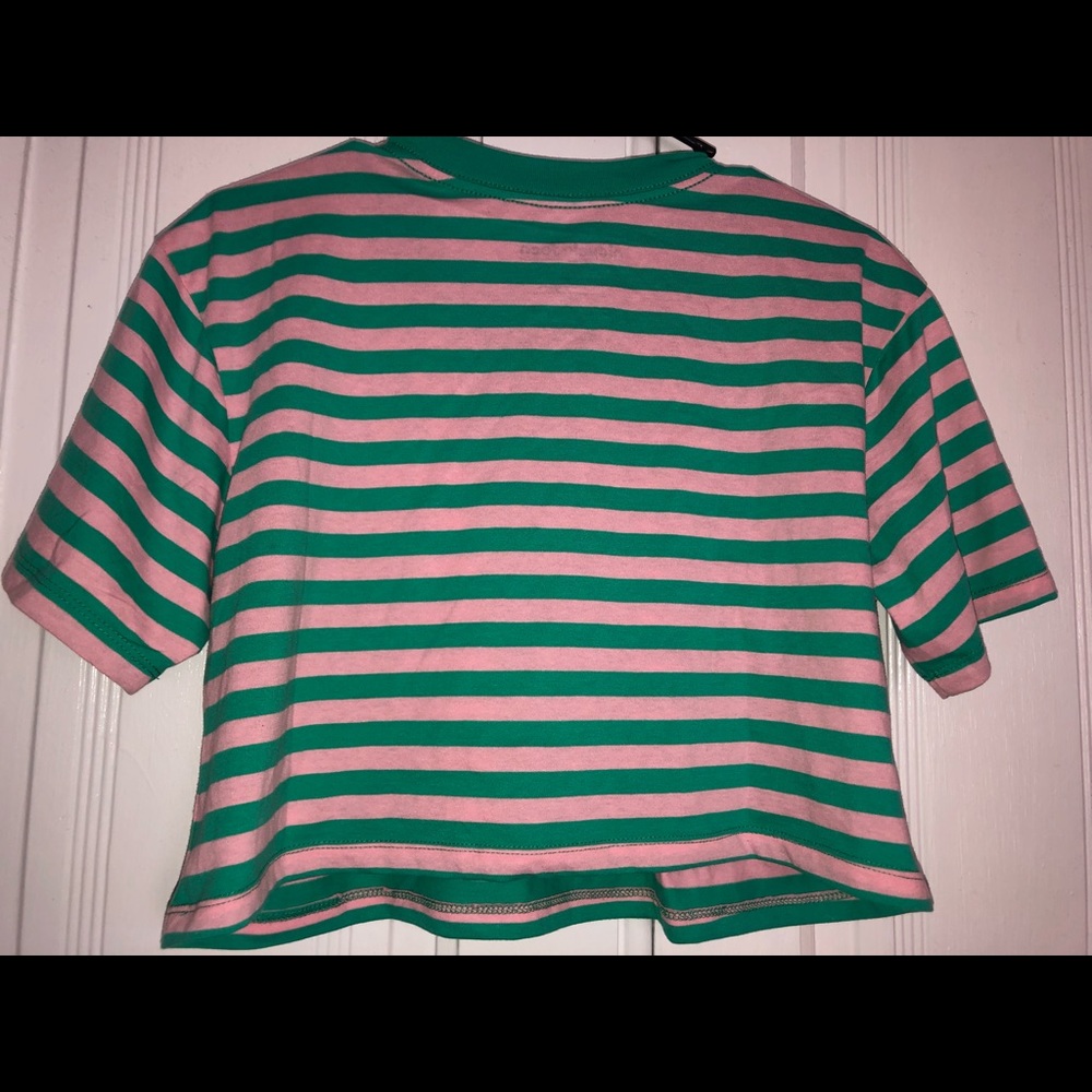 Crop top - Picture 2 of 2